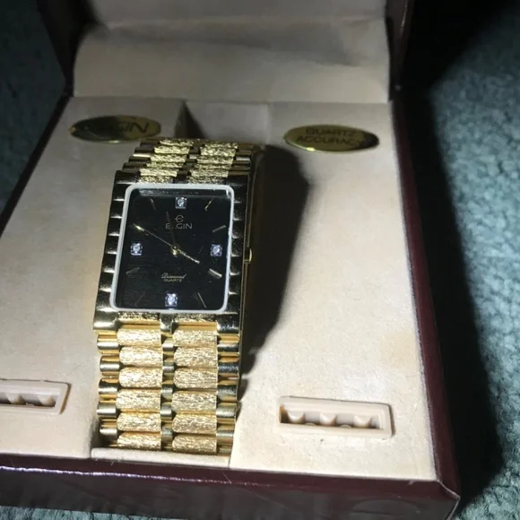 Elgin Diamond Marker Quartz Watch - Picture 2 of 12